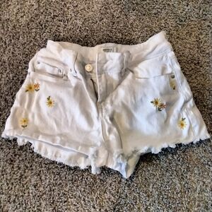 Forever 21 White Floral Women's Shorts
